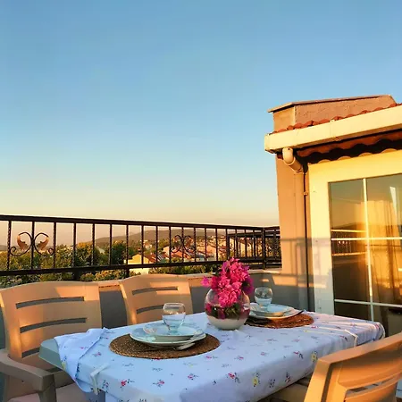 The Rooftop * Urla